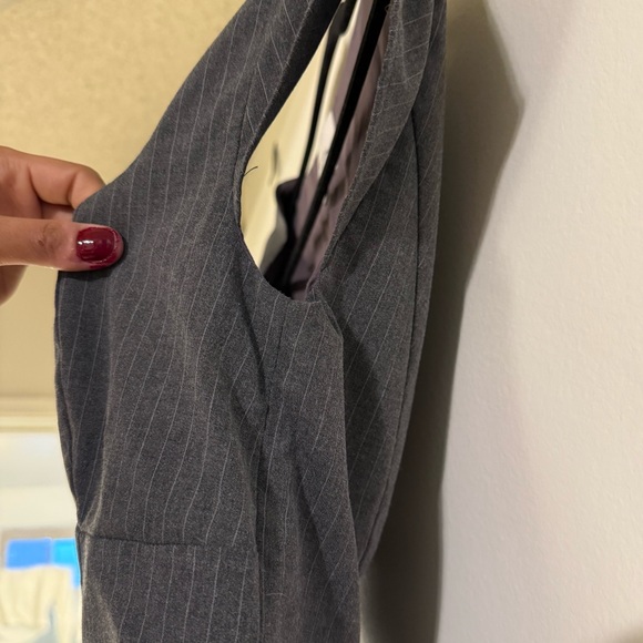 Reformation Hollyn Top Gray Pinstripe Square Neck - Picture 9 of 13